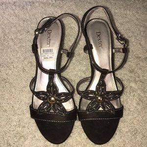 NWOB Dexter dark brown flower wedges
